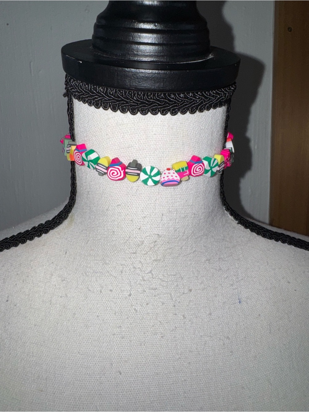 NWOT Bright Multicolor Candy Bead Choker Necklace